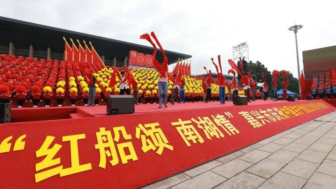 《藕和木耳搭配吃可以吗?——一站式知识问答网页》